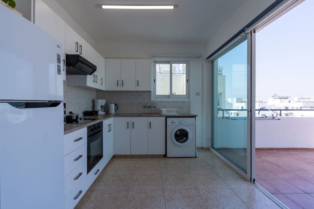Chloris 3- Bedroom Apartment in Larnaca