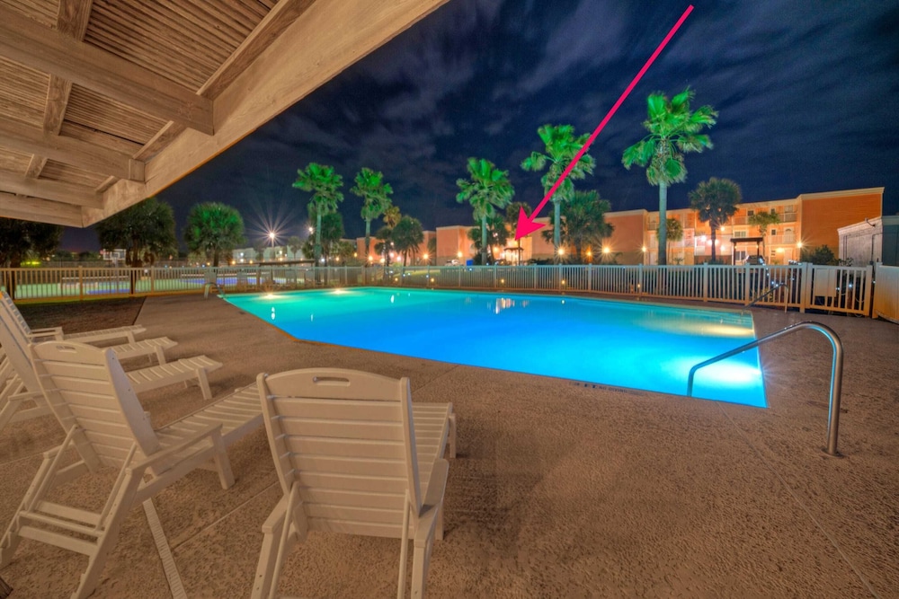 Seaside Escape by Avantstay Ocean View, Pool