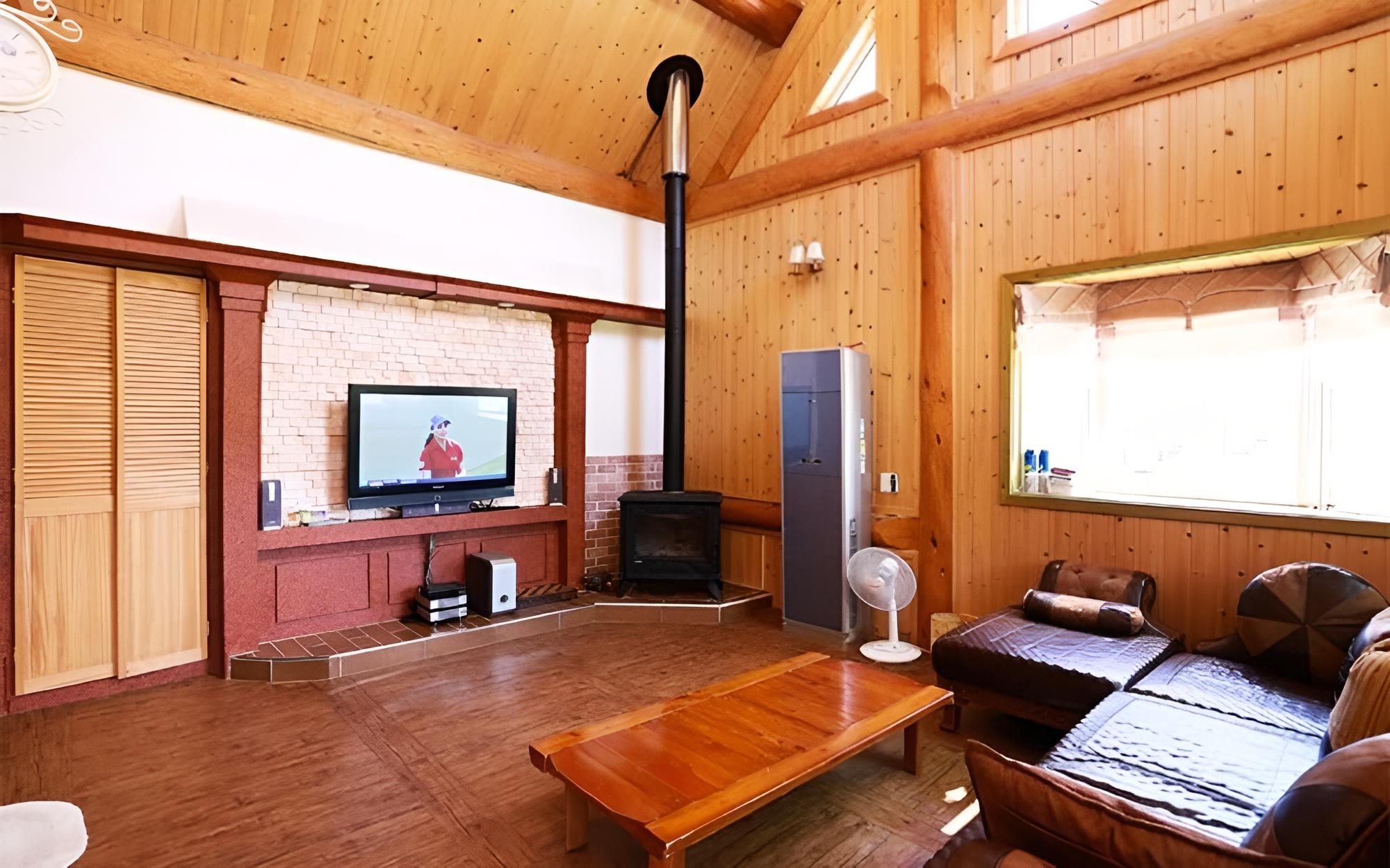 Photo 46