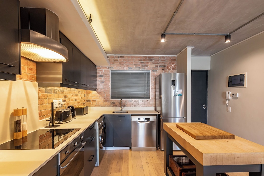 Docklands Deluxe Apartments by ITC Hospitality