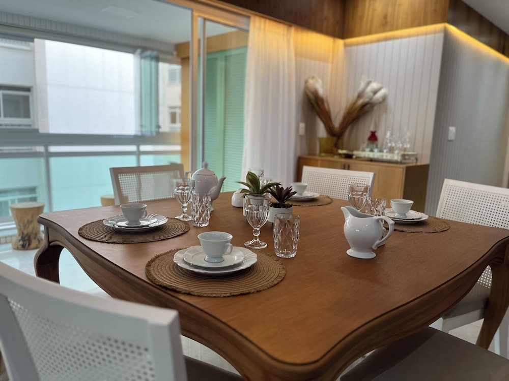 CM 304 - luxo conforto em frente ao mar