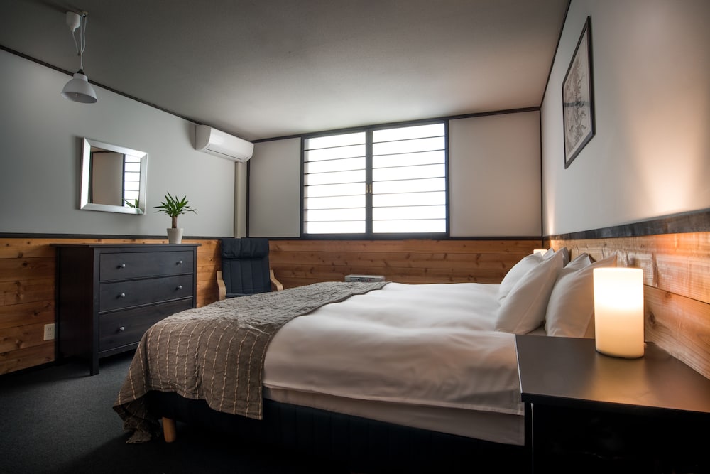 The Phat House - Hostel
