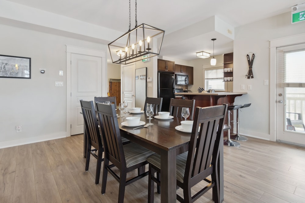 Rivergrass Condos