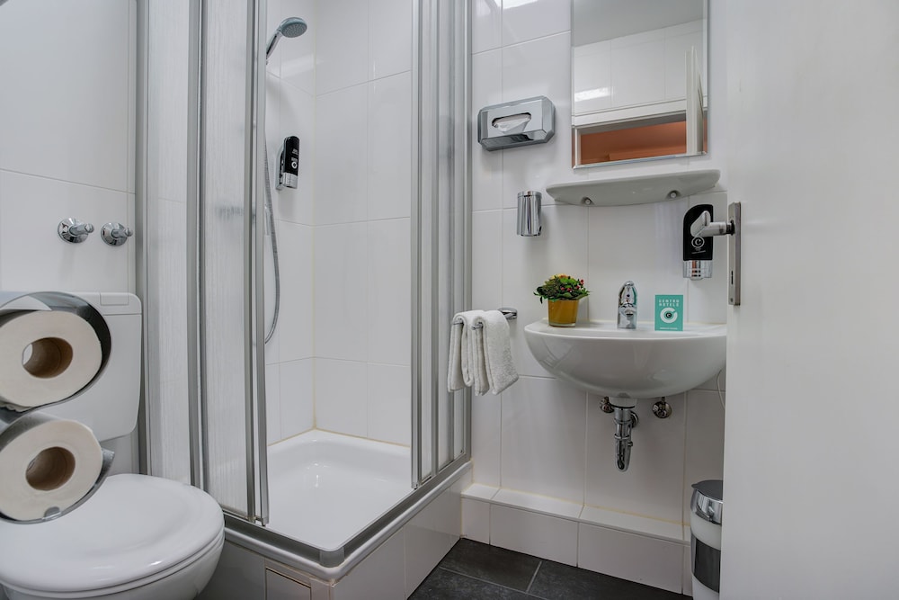 Hannover Vacations - Hotel Atlanta - Property Image 7