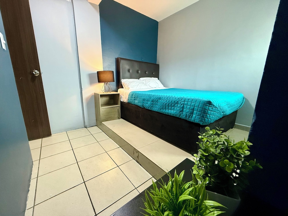 WONDER HOSTAL - Santa Maria