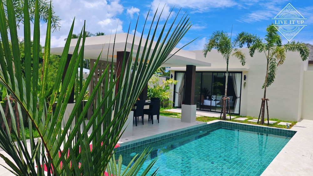 Santi Tara Villas
