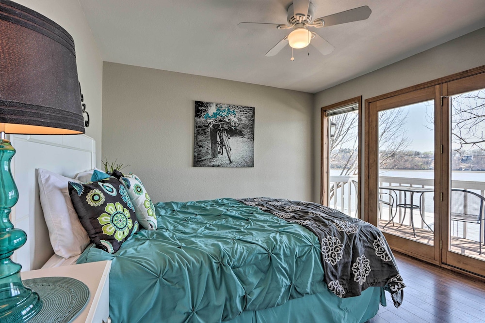 Sunrise Beach Retreat on Lake of the Ozarks! view 2