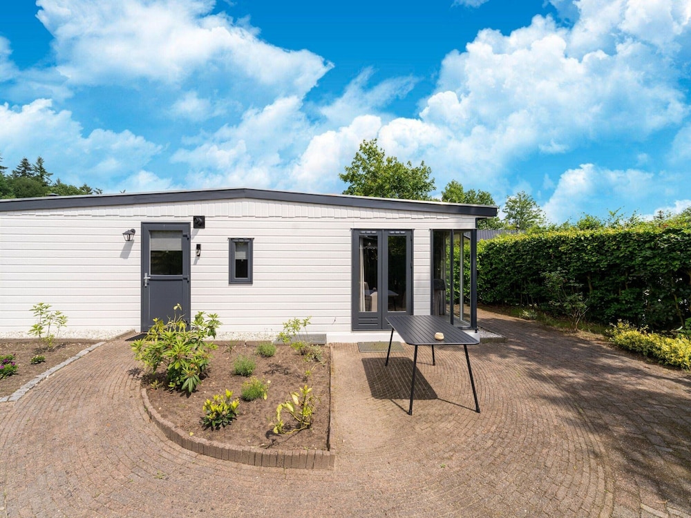 Chalet in Stegeren Near Heathlands view 5