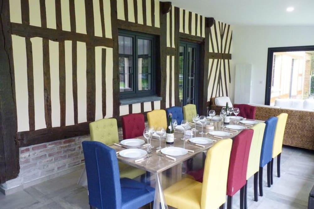 Townhouse Near Bay of Somme and Norman Beaches