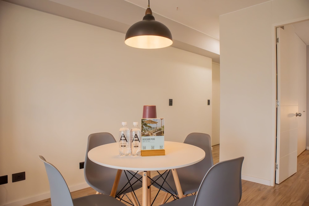w Enchanting 1BR w Balcony in San Isidro