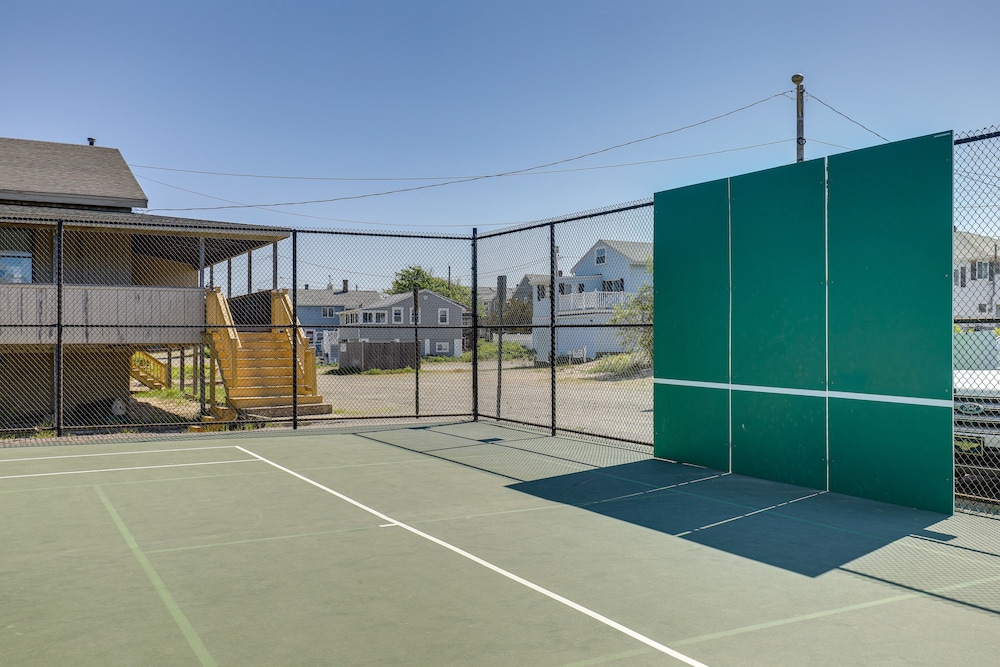 Inviting Rockport Rental w/ Deck: Walk to Beach!
