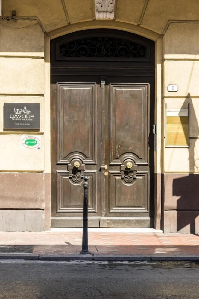 Cavour Guest House