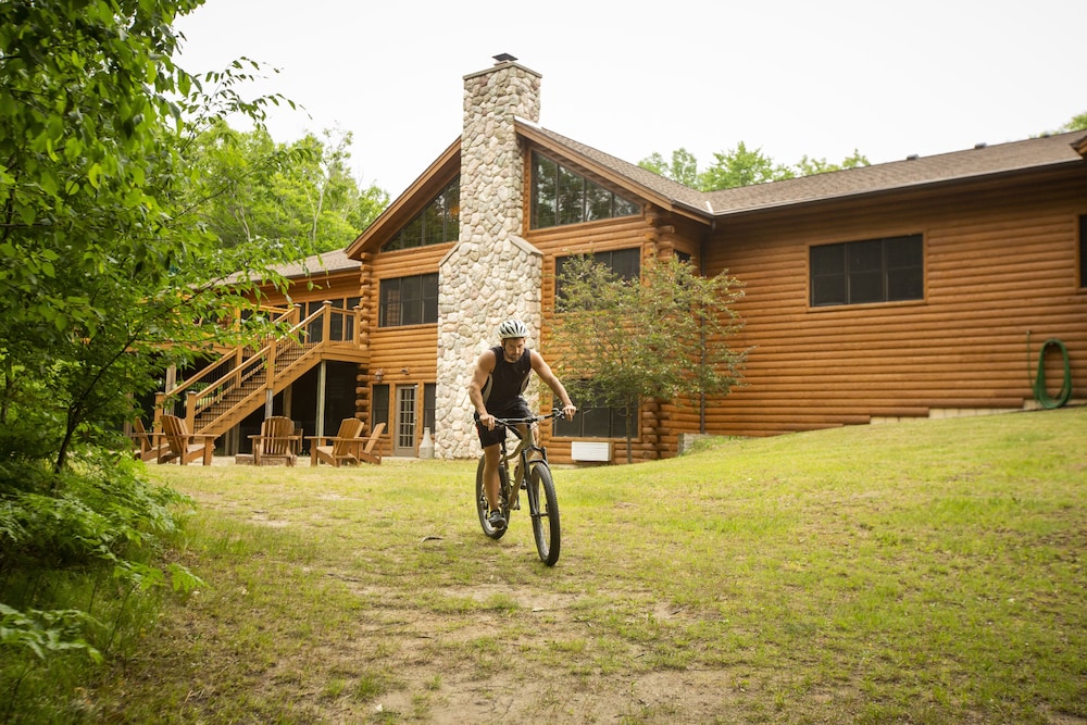 Rockwell Lake Lodge - Property Image 36