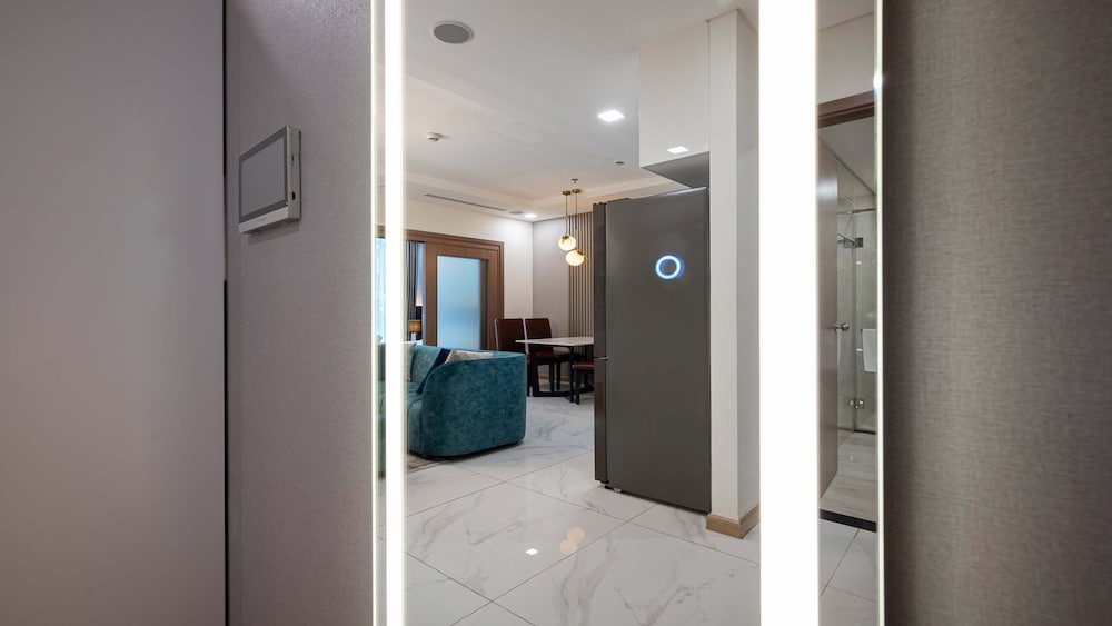 LANDMARK 81 Residences - ANGIA Hospitality