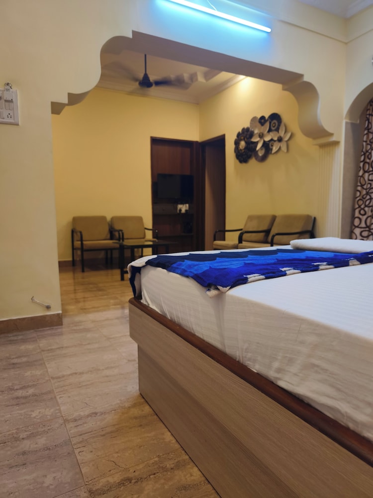 shradha luxury room