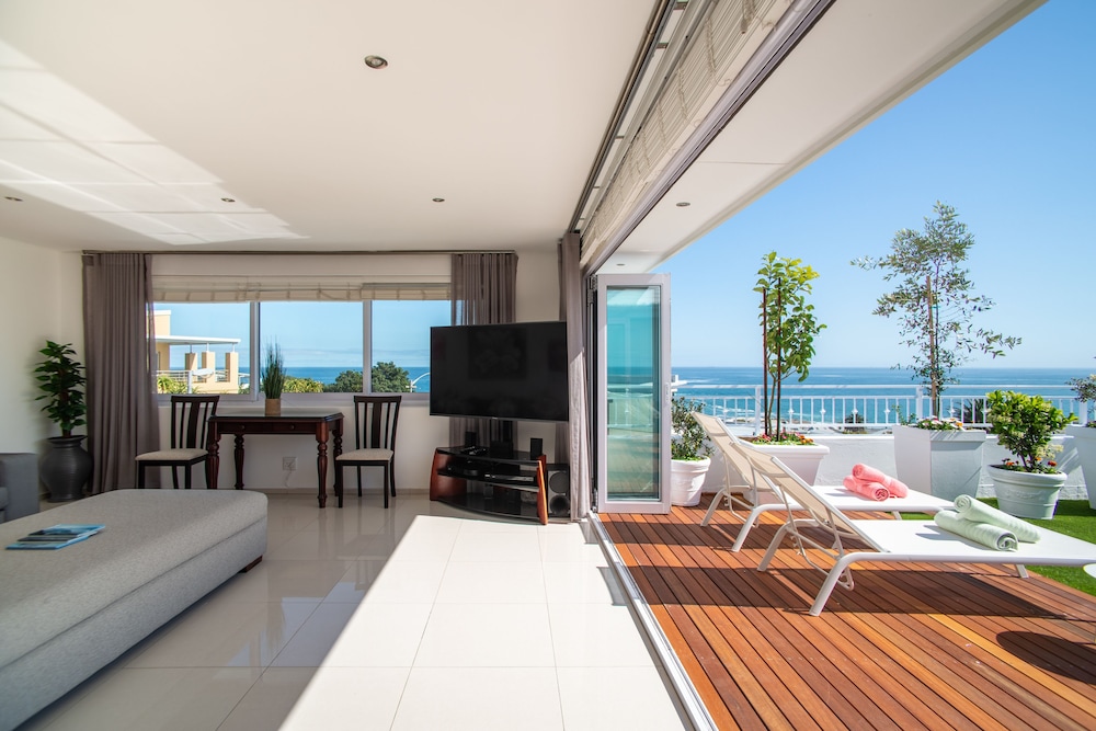 Funkey Villas