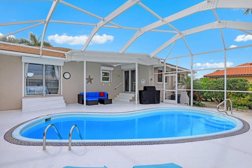 768 Sea Court view 4