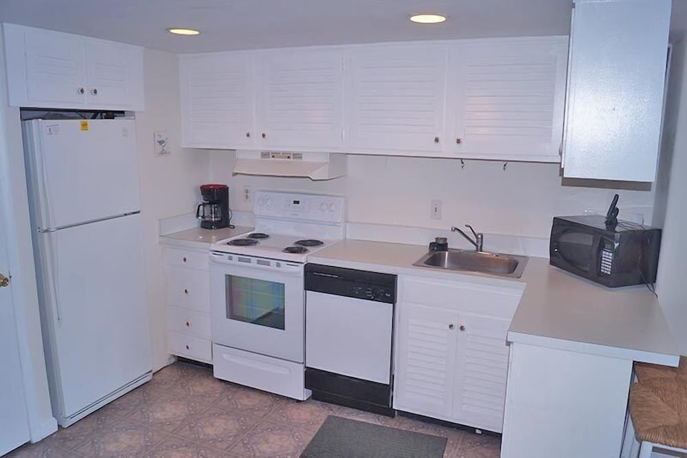 High Point South 3F by RedAwning