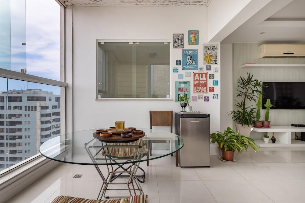 Coverage in Barra da Tijuca for 6 People Lc2207