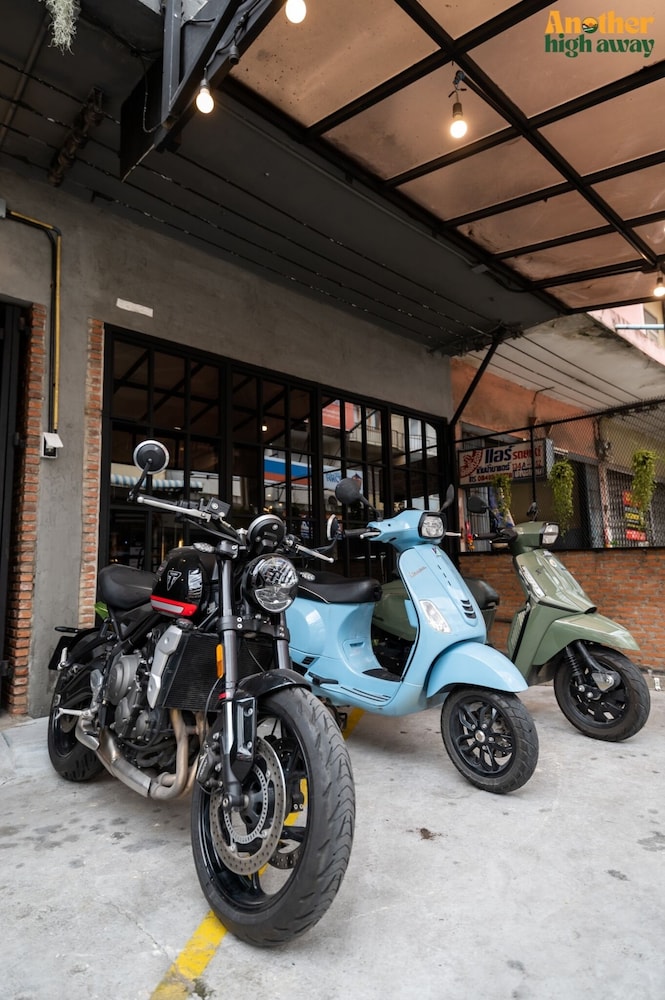 Another High Away Hostel Bangkok