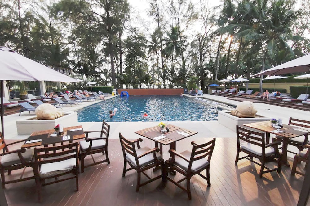 Grand Southsea Khaolak Beach Resort
