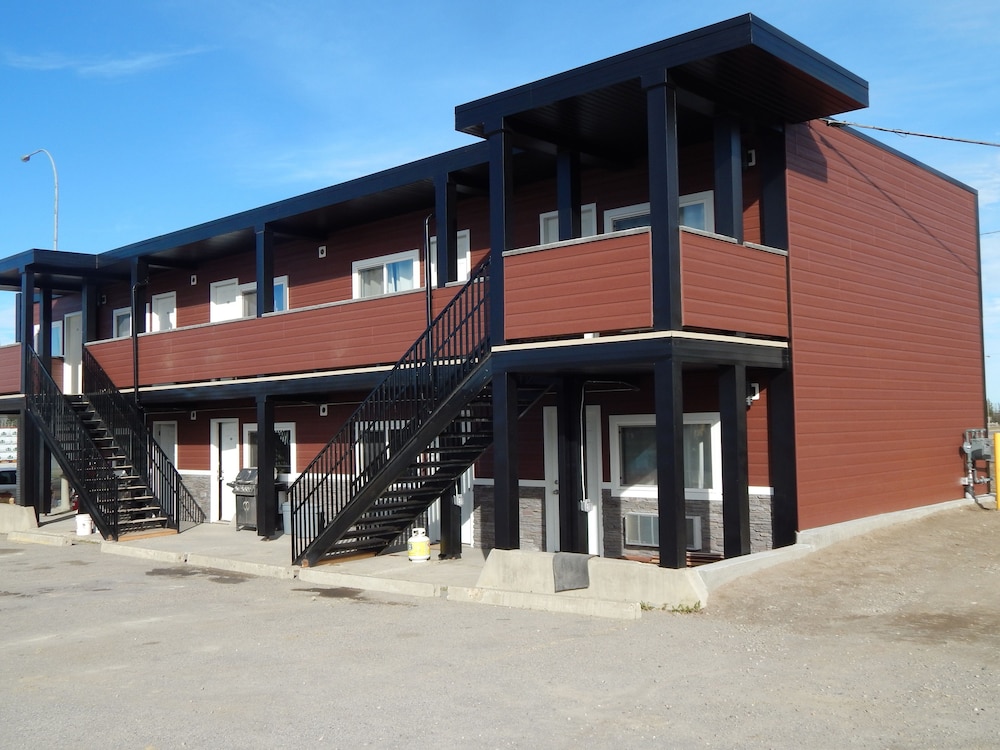 Hinton Highway Inn
