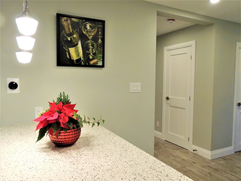 iResidence in Toronto- Vacation Home - Image 3