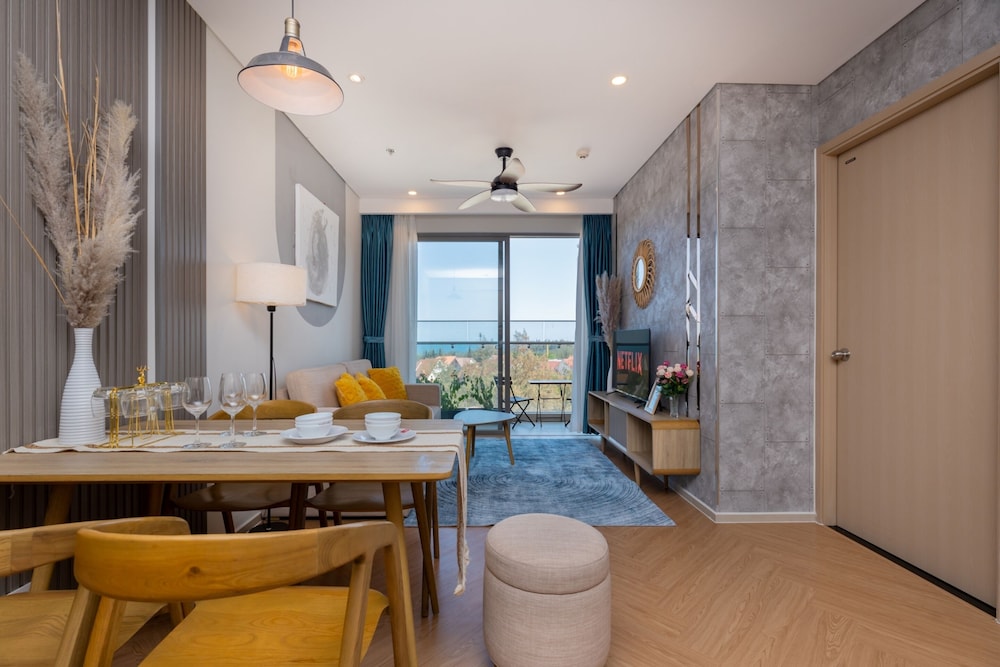 Sum Condotel Luxury