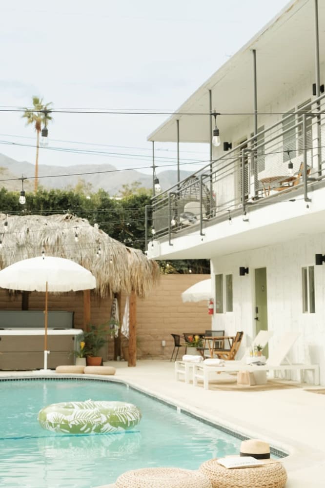 Palm Springs Vacations - Mod Maya Hotel in Palm Springs - Property Image 190
