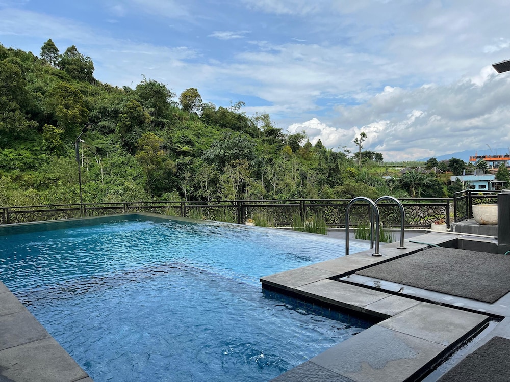 Anemos Resort By Tamastu