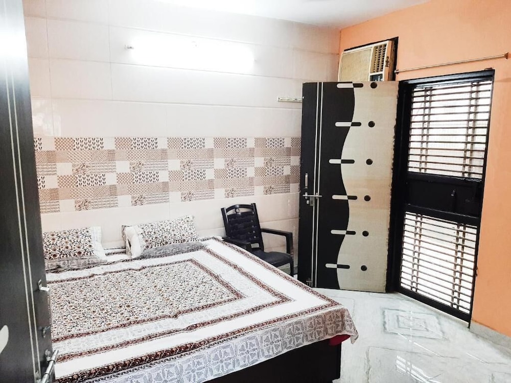Aman Residency