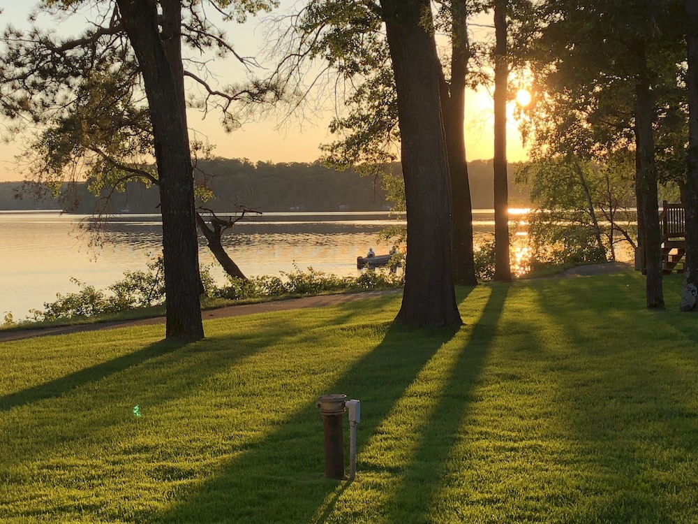 Kavanaugh's Sylvan Lake Resort