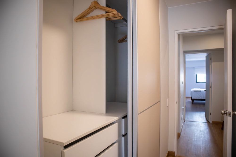 Beautiful 2BR With Fantastic Pool in Miraflores