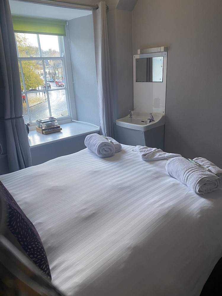 Turf Hotel