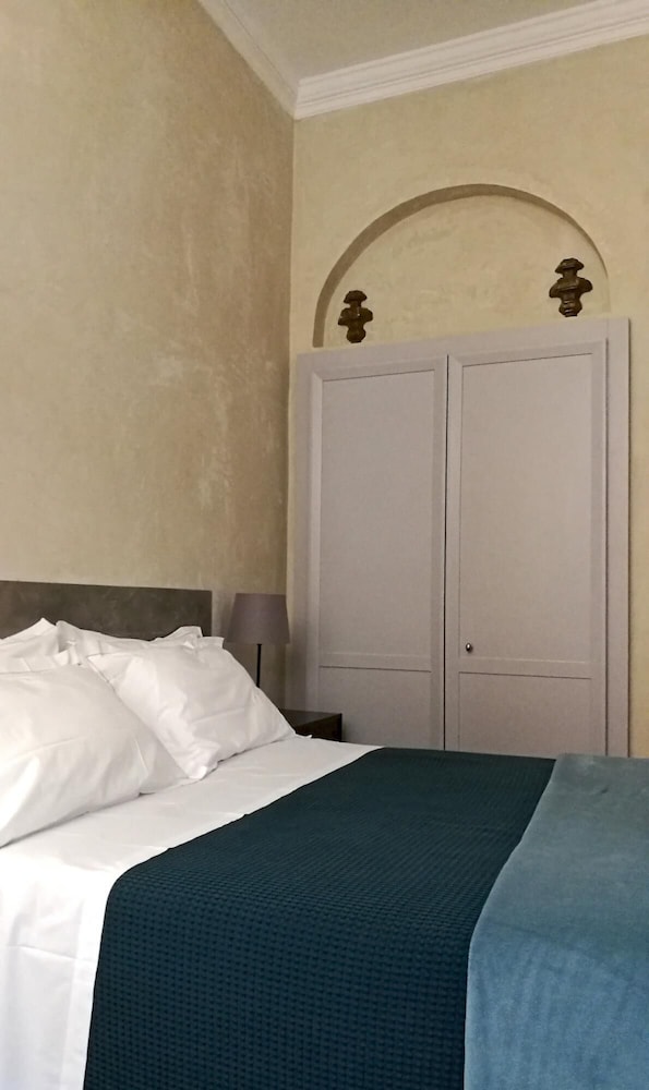 Mezzo 46 in Firenze With 2 Bedrooms and 2 Bathrooms