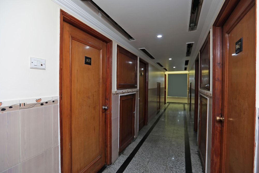 OYO 29807 Hotel The City Heart