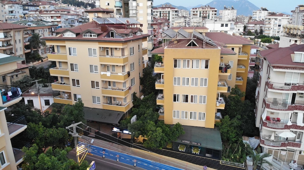 Rose Garden Apart Hotel - Image 30