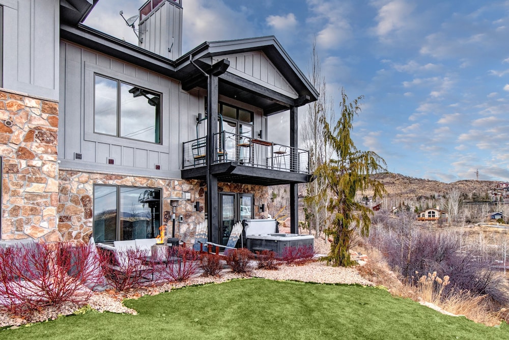 Frost Haven 4 Bedroom Townhouse