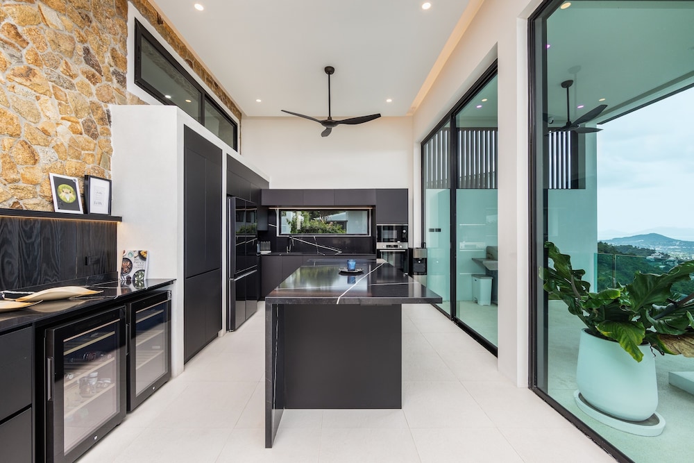 SOMA 4 Bedrooms SEAVIEW Pool Villa