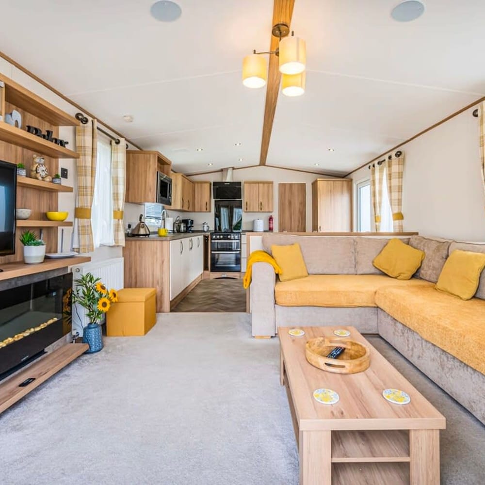 Your Ultimate Holiday Rental at Pevensey Bay view 3