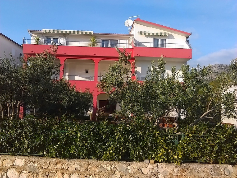 Photo 11