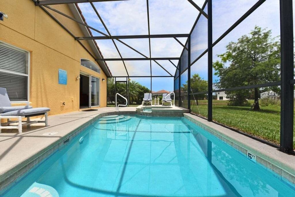 Veranda Palms 4br Villa: Pool, Spa & Game Room 4 Bedroom Villa