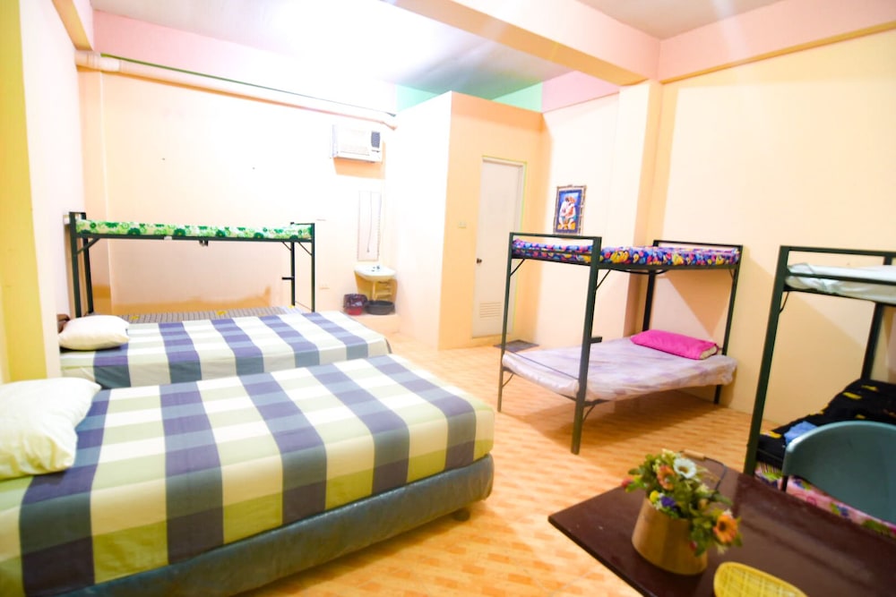 Mom's Guesthouse Coron - Hostel