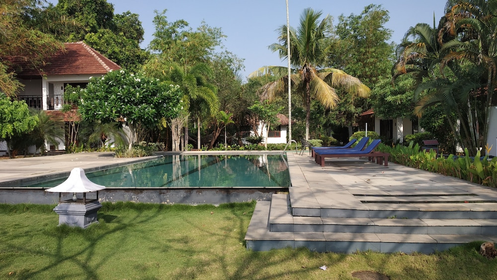 Deshadan Backwater Resort