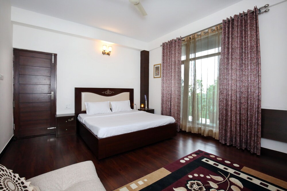 OYO 9308 Home Valley View 2 BHK Villa Near Kasauli
