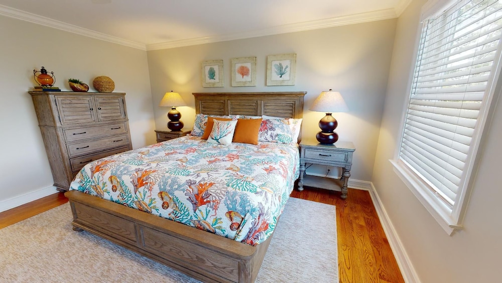 The Pelican House by Tybee Vacation Rentals