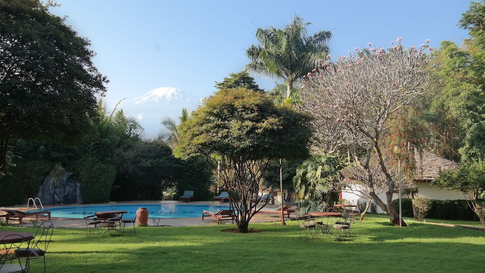 Hotel Kilemakyaro Mountain Lodge - Image 1