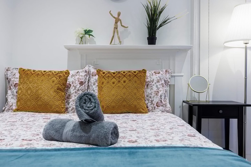 Cute and Cosy Apartment in Kensington