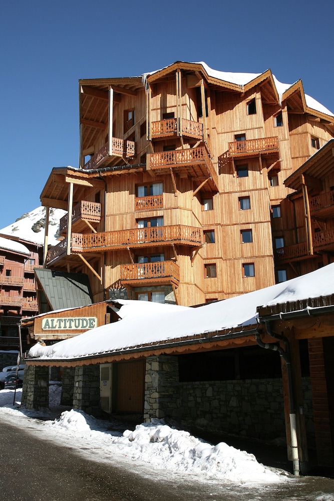 Chalet in Val Thorens Near Ski Slopes