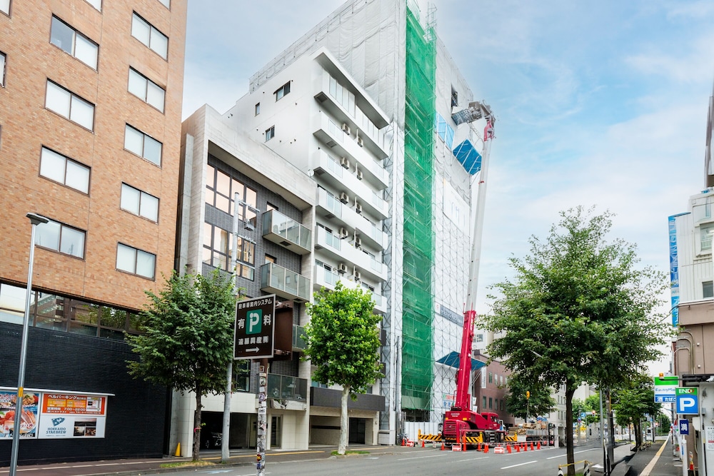 HILLS SAPPORO 402